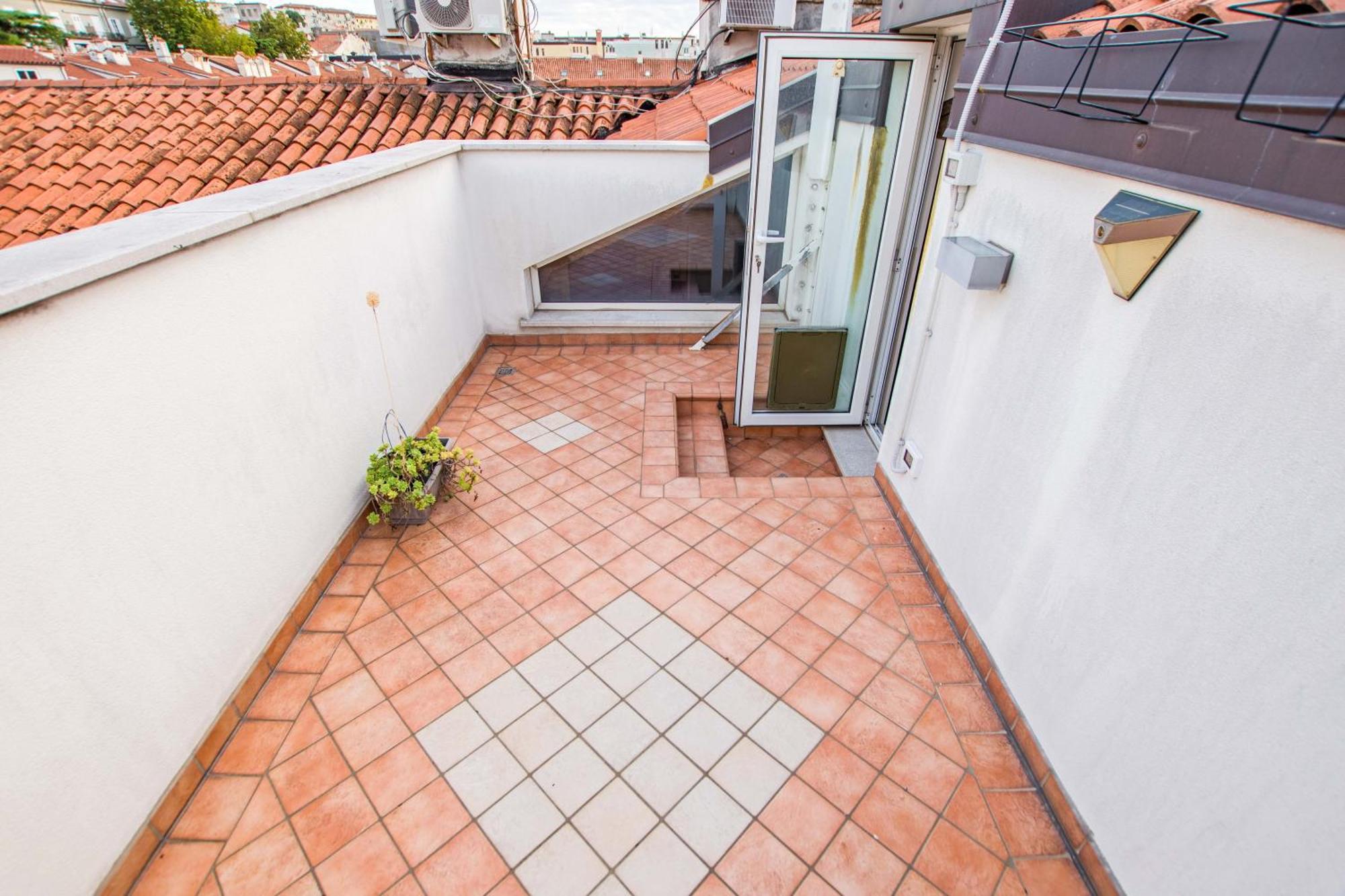Panorama Loft Daire Trieste Dış mekan fotoğraf